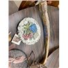 Image 5 : Angel - Crystal SCS Lion - Sun Catcher - Hurricane Lamp - Wooden Fruit - Painted Animal Antler