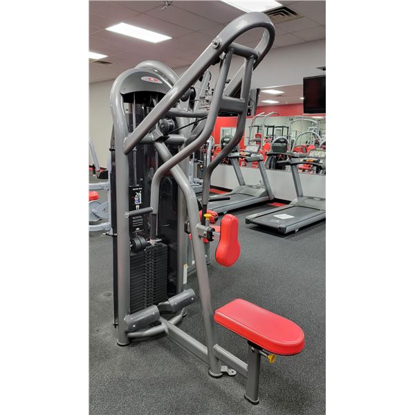 MATRIX SEATED ROW MACHINE WITH 295LBS INTERNAL