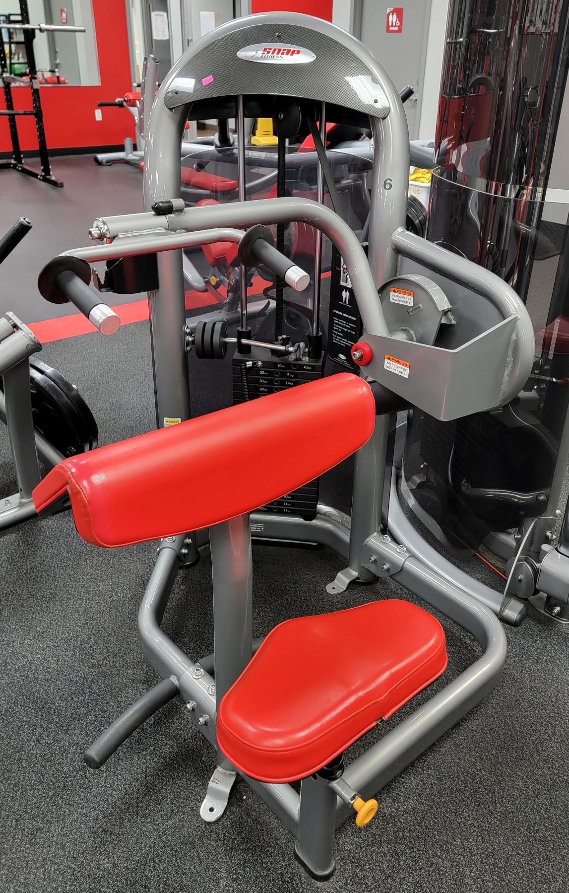 Triceps Machine Matrix MATRIX TRICEPS EXTENSION MACHINE WITH 200LBS