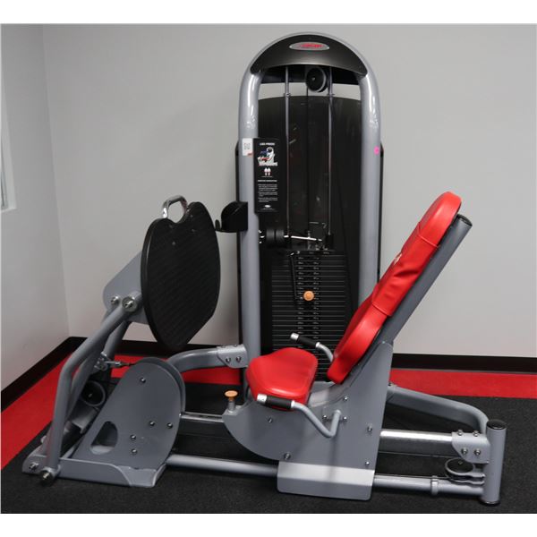 MATRIX LEG PRESS MACHINE WITH 385LBS INTERNAL