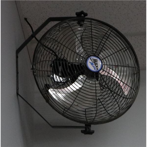 MAXX AIR WALL MOUNTED COMMERCIAL FAN