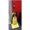 Image 1 : CARPET PRO COMMERCIAL UPRIGHT VACUUM