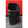 Image 1 : LOT OF 3 GARBAGE BINS