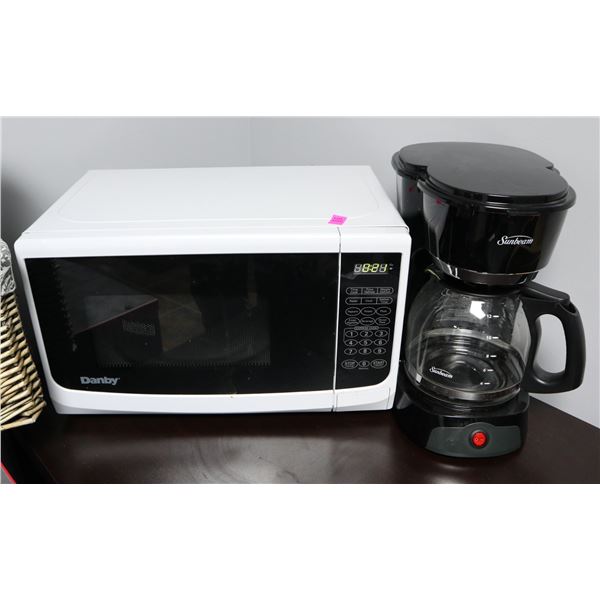 DANBY MICROWAVE & SUNBEAM COFFEE POT