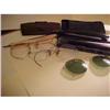 Image 1 : Antique Men's Shaving and Spectacles #2339023