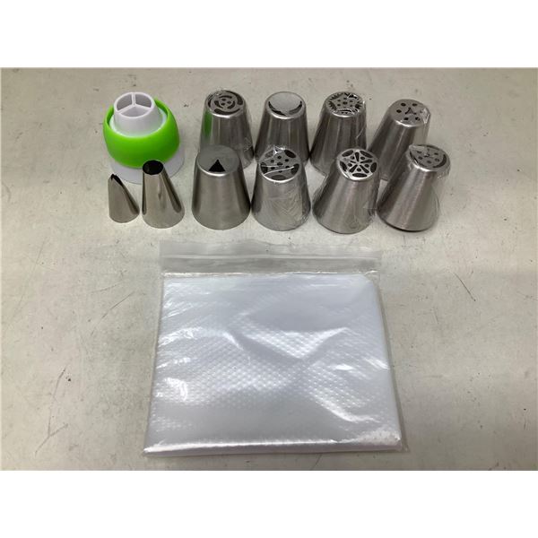 10 Tip Frosting Bag Kit with Piping Bags