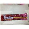 Image 2 : Twizzlers Pull-n-Peel Extra Long- Cherry (4 x 652g)