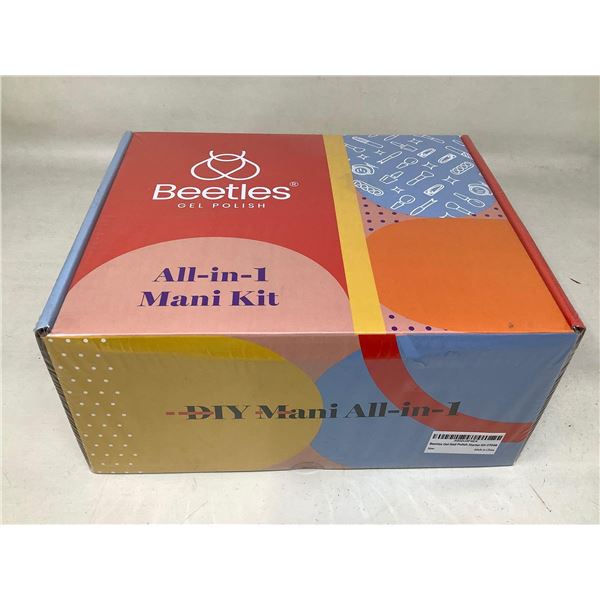 Beetles All in 1 Mani Kit gel nail starter kit