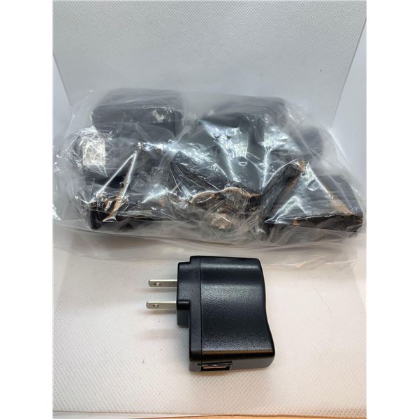 LOT OF 10 - New switching USB 110V Power wall adapters - (ITEM C)