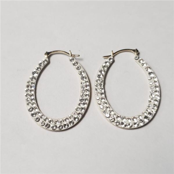 10K Yellow Gold Cz 1.3G Earrings (~Size ) (~length inches), Suggested Retail Value $400