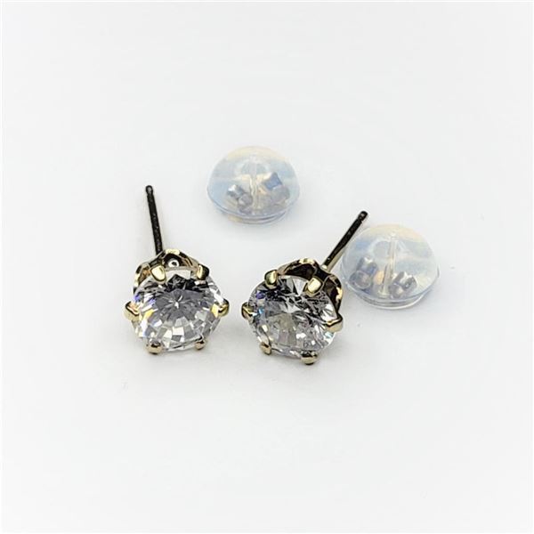 10K Yellow Gold Cubic Zirconia Earrings (~Size )) (~length inches), Suggested Retail Value $120