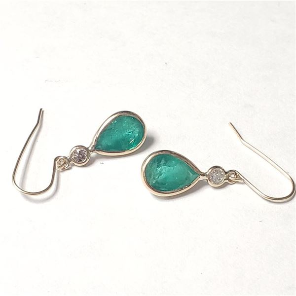 14K Yellow Gold Emerald(2.1ct) Diamond(0.15ct) Earrings (~Size ) (~weight 0.9g), Appraised Retail $9