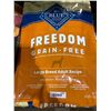 Image 1 : Blue Buffalo Grain Free Large Breed Dog Kibble - Chicken, Potatoes and Peas 24Lbs