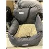 Image 1 : Muswanna Pet Carseat for Medium Pets
