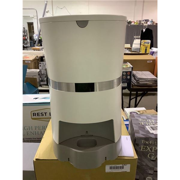 Timed Automatic Pet Feeder