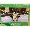 Image 2 : *NEW* 24" LED Lighted Outdoor Holliday Penguin