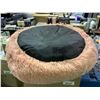 Image 2 : Fluffy Dog Bed for Small - Medium Build Dog