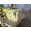 Image 8 : Rolling Adjustable Work Lamps on Pole & Base