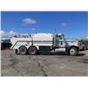Image 2 : 1993 Peterbilt Fuel /  Lube Truck (Engine Runs See Video)