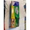 Image 1 : Swiffer sweeper starter kit