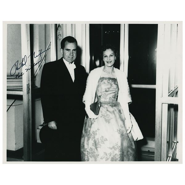 Richard and Pat Nixon Signed Photograph