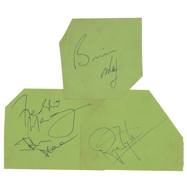 Queen Signatures
