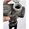 Image 14 : WW2 B-17 Demand Oxygen Regulator