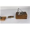 Image 8 : Group of Antique Mouse Traps