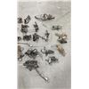Image 8 : Large Group of Vintage Animal Traps
