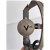 Image 9 : Oneida Victor 1 1/2 Jaw Marked Animal Trap