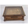 Image 1 : Antique Pioneer Oak Store Display Case