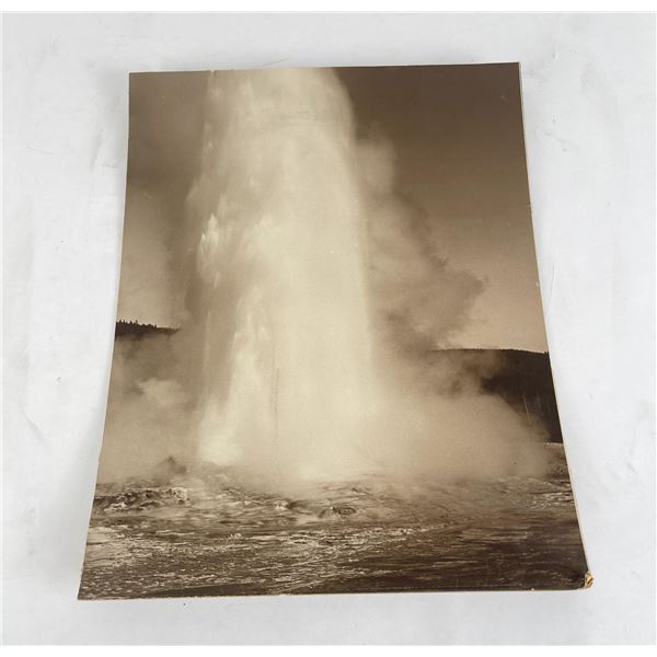 Yellowstone Park Montana Geyser Photo