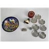 Image 8 : Group of Assorted Collectables