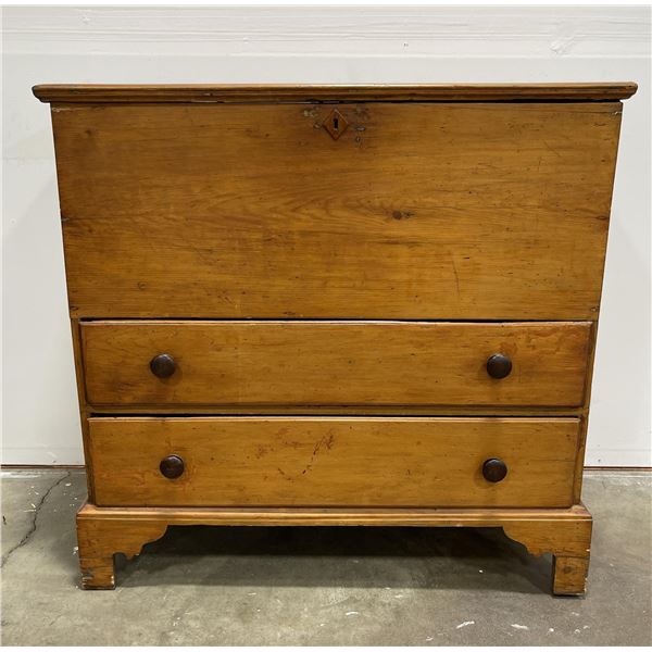 Early Antique Country American Blanket Chest