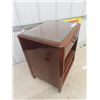 Image 2 : Nite Table 22" x17" x 14"