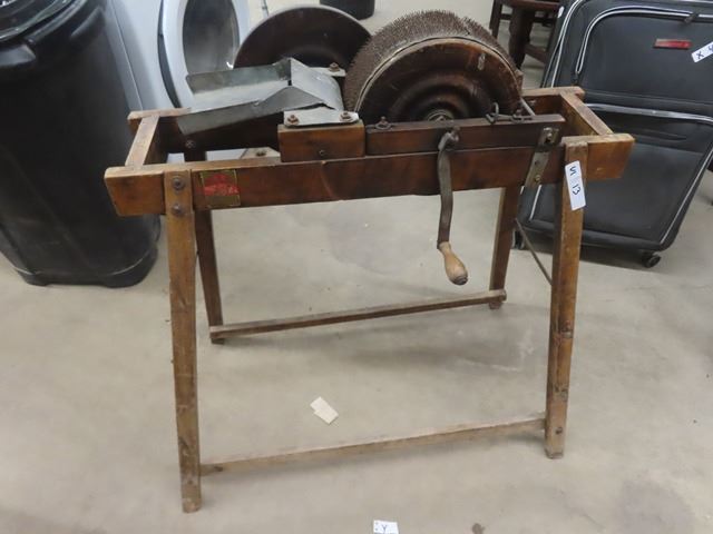 Wool Carter Machine on Stand, Brand is