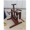 Image 2 : Primitive Wool Winder