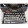 Image 2 : Vintage Underwood Manual Typewriter