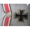 Image 2 : German WWII DESIGN Knights Cross & Oak Leaved Collar Medal