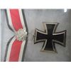 Image 2 : German WWII DESIGN Knights Cross & Oak Leaved Collar Medal