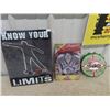 Image 2 : 3 Die Cast Motorcycles in Box , Metal Indian Sign Bottle Cap Sign