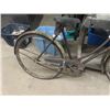 Image 3 : Vintage Ladies Bike
