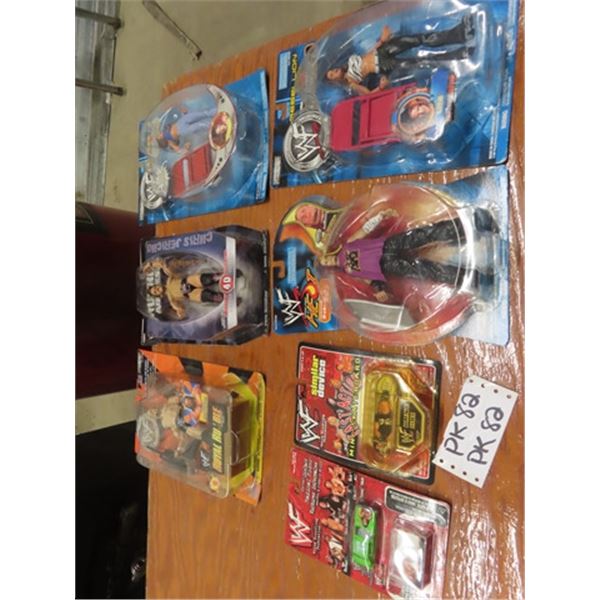 7 WWF Figurines