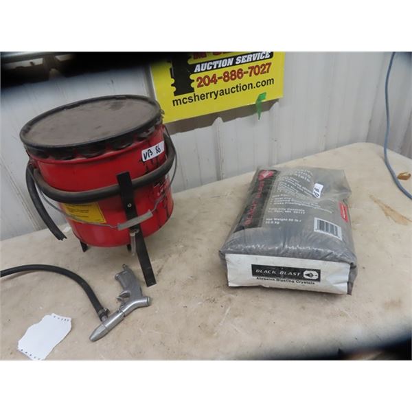 Sand Blaster & Bag og Abrasive Blasting Crystals