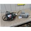 Image 1 : 2- 2 HP Elec Motors