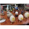 Image 2 : (SX) 5 Goebel Porc Eggs, 10 Porc Birds, 2 Eggs w Birds, 8 Hen Napkin Holders & Hen Decor