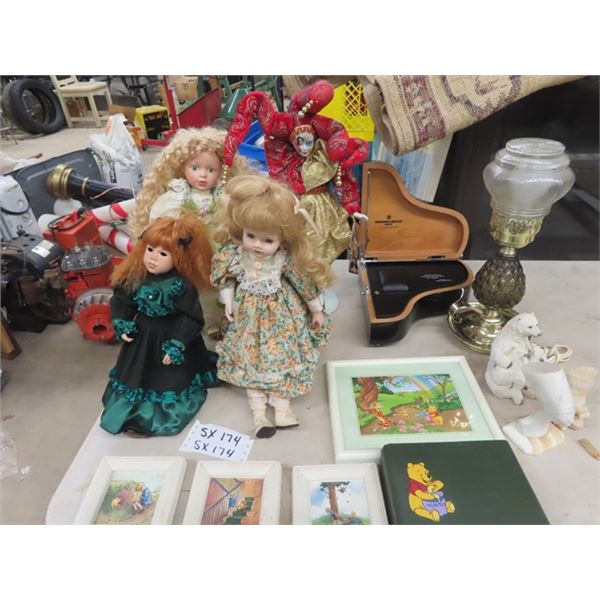 (SX)4 Porc Dolls, 4 Winnie the Pooh Pictures, Trinket Boxe, Elec Lamp, Small Wooden Piano Box Plus M