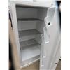Image 3 : Frigidaire Upright Deep Freeze