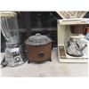 Image 2 : (PS) OSterizer Blender, Philips Coffee Maker, & Rival Crock