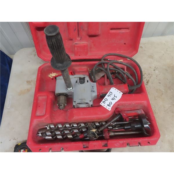 (BD) Milwaukee 1/2" hole Hawg Drill, w Bits & Case
